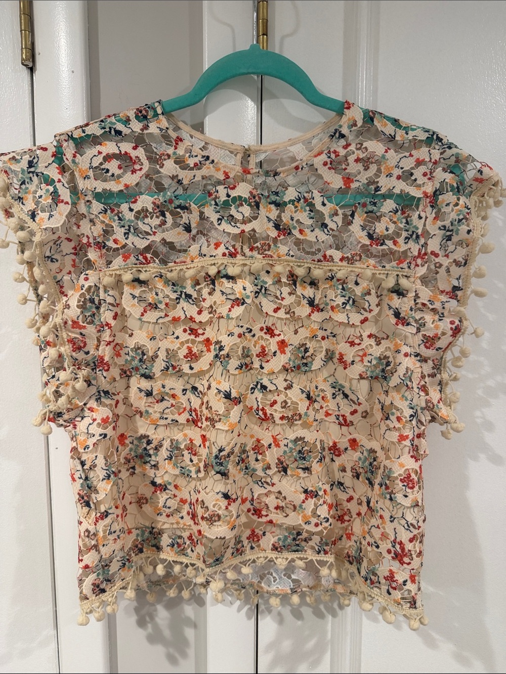 Cream Floral Lace Pom-Pom Short Sleeve Top